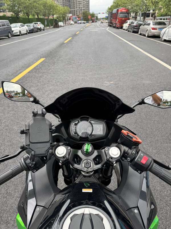 二手川崎Ninja 400