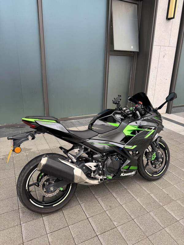 二手川崎Ninja 400