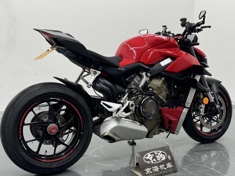 二手杜卡迪Street Fighter V4