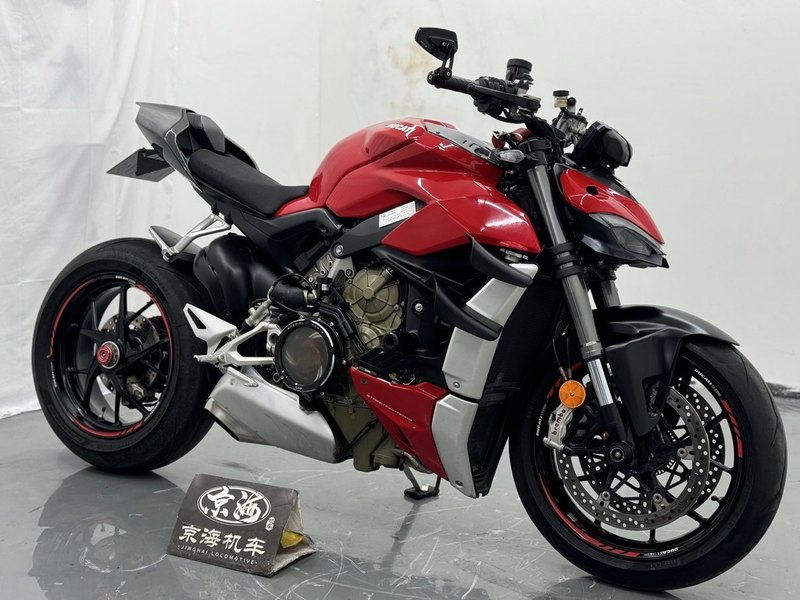 二手杜卡迪Street Fighter V4