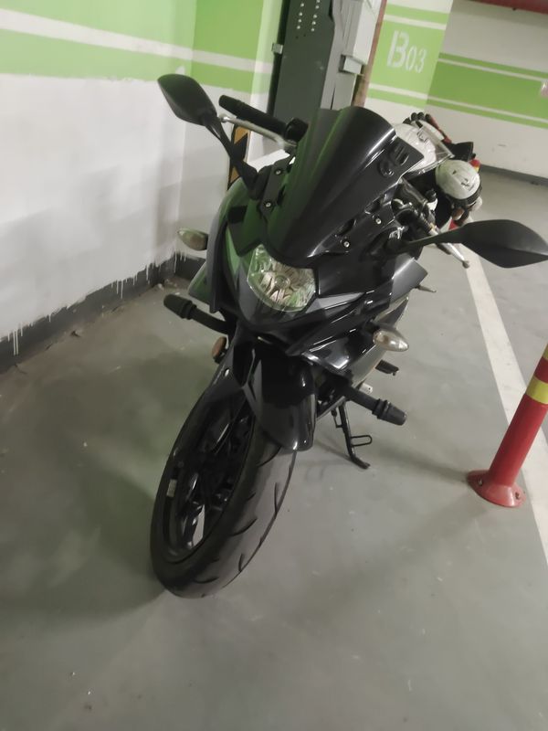 二手豪爵铃木GSX250R