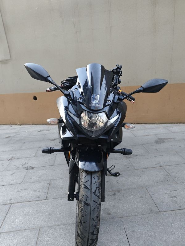 二手豪爵铃木GSX250R