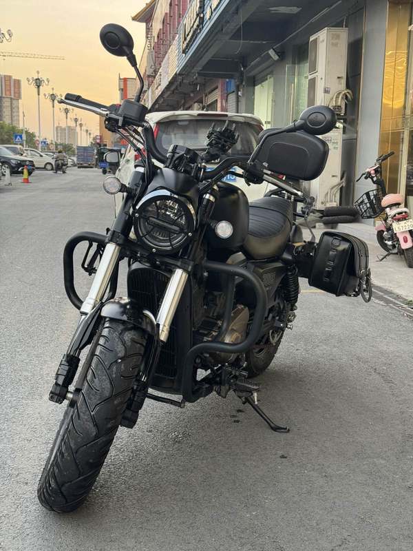 二手QJMOTOR闪300