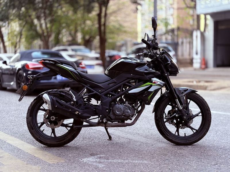 二手贝纳利红宝龙 TNT150i