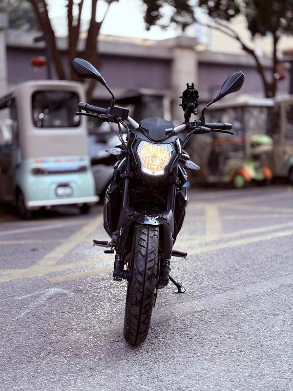 二手贝纳利红宝龙 TNT150i