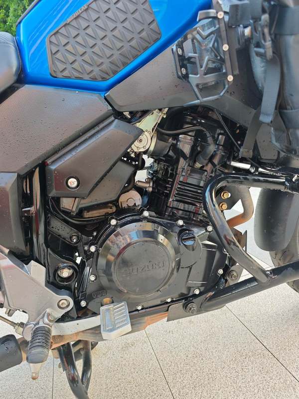 二手豪爵铃木DL250