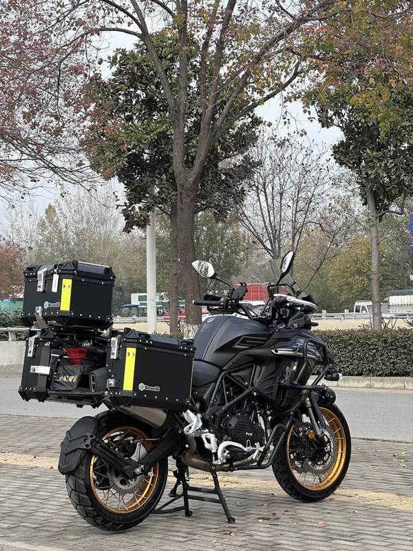 二手贝纳利TRK552