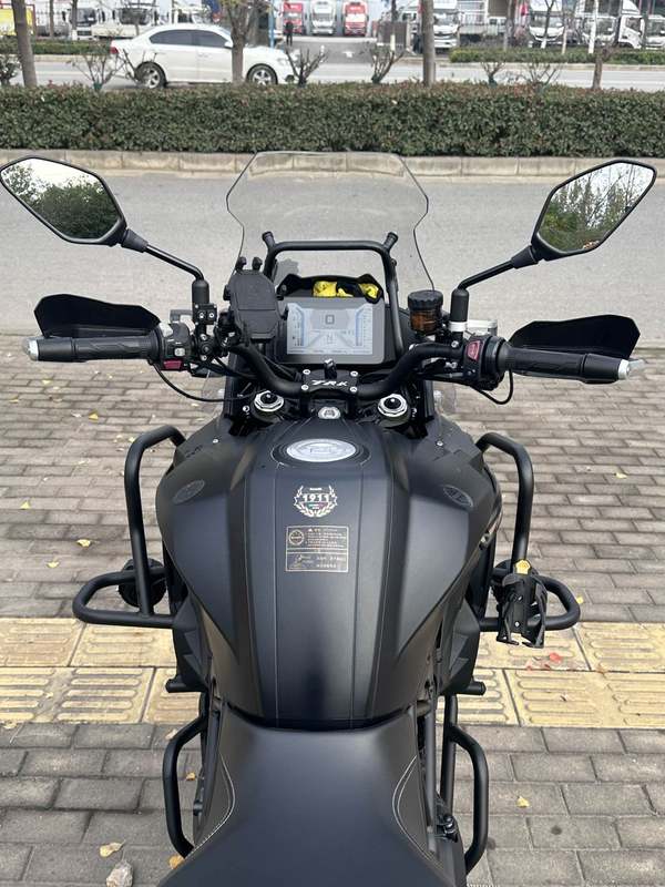 二手贝纳利TRK552