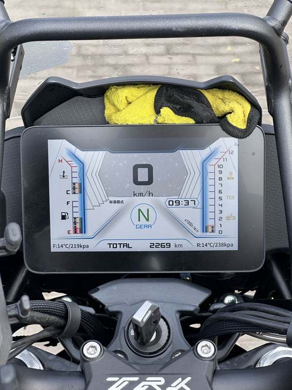 二手贝纳利TRK552