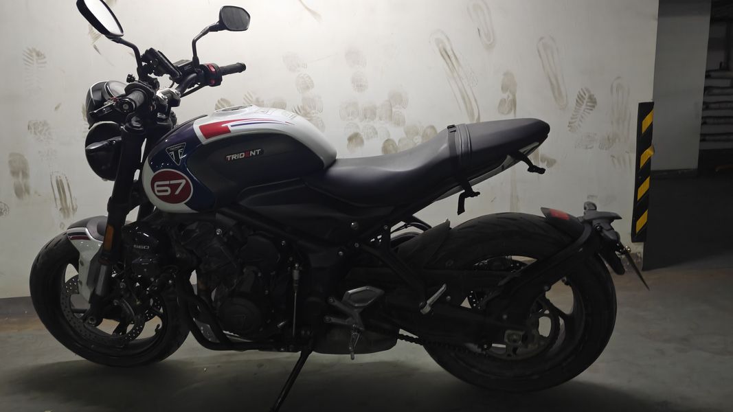 二手凯旋Trident 660