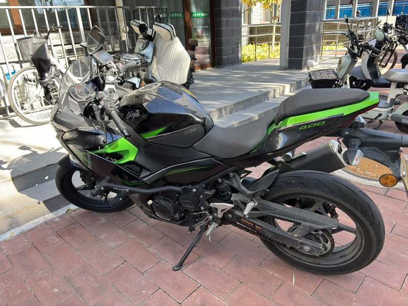 二手川崎Ninja 400