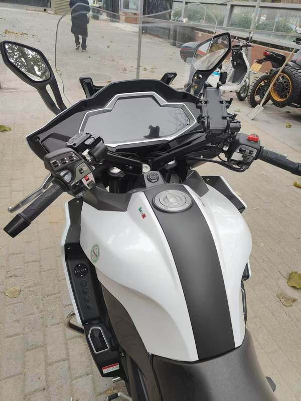 二手贝纳利1200GT