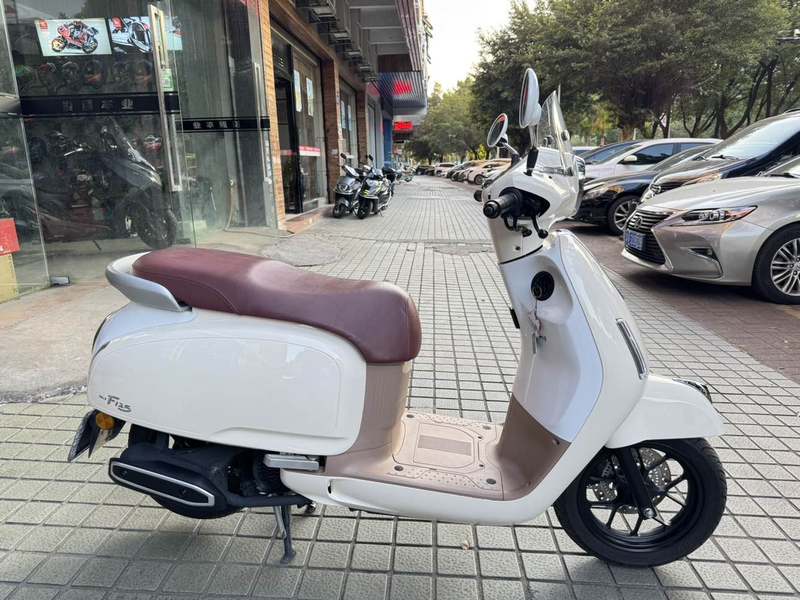 二手五羊本田NWF125