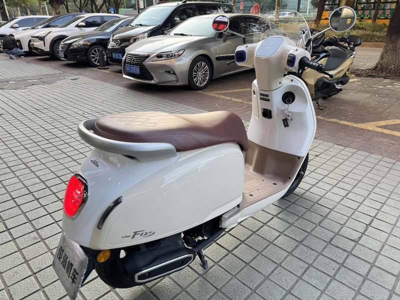 二手五羊本田NWF125