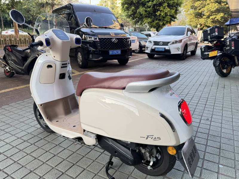 二手五羊本田NWF125