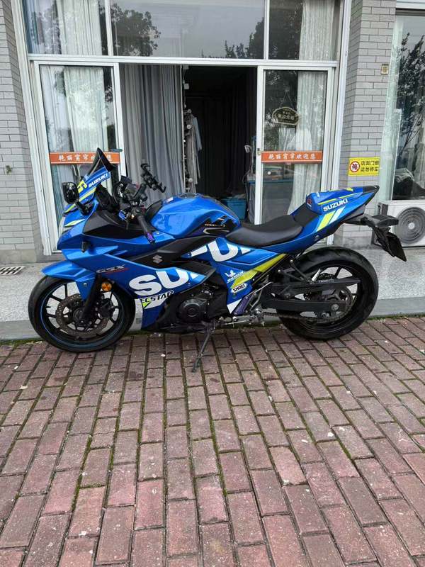 二手豪爵铃木GSX250R