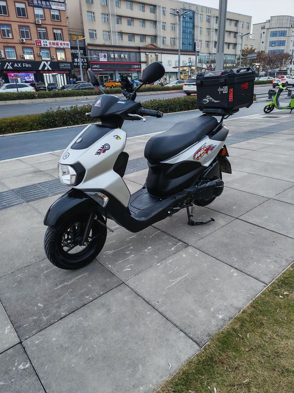 二手建设雅马哈旭鹰125