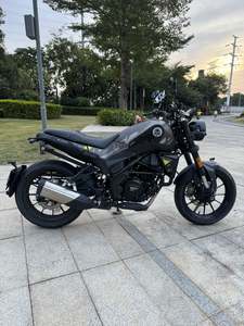 二手贝纳利幼狮 Leoncino 250