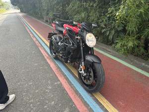 二手奥古斯塔Brutale 800