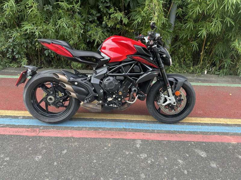 二手奥古斯塔Brutale 800