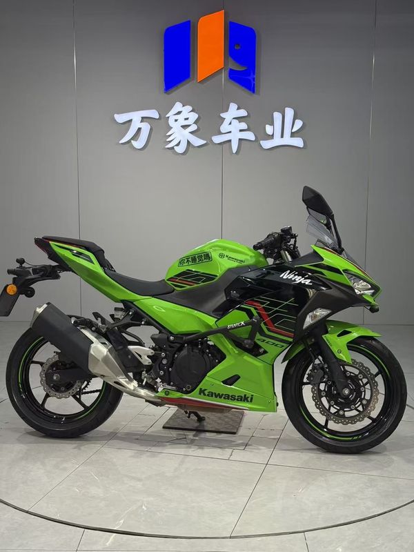 二手川崎Ninja 400