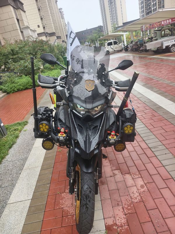 二手贝纳利TRK552