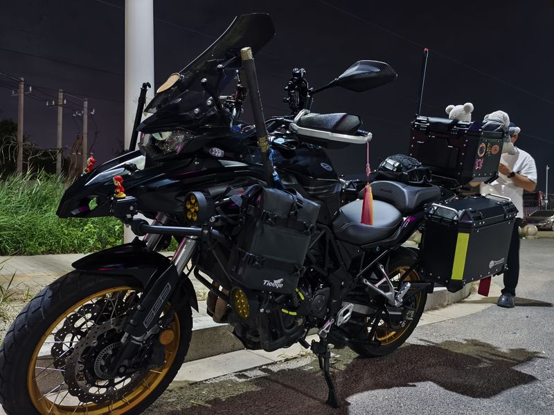 二手贝纳利TRK552