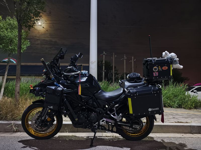 二手贝纳利TRK552