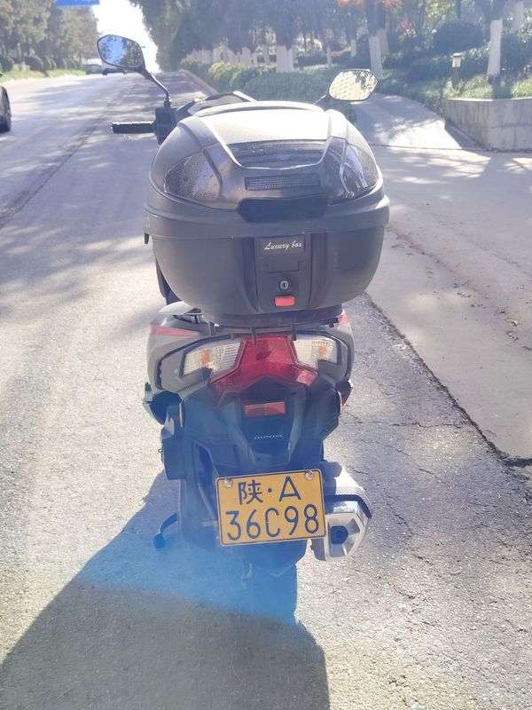 二手新大洲本田裂行 RX125Fi