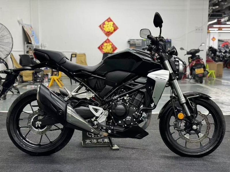 二手本田CB300R
