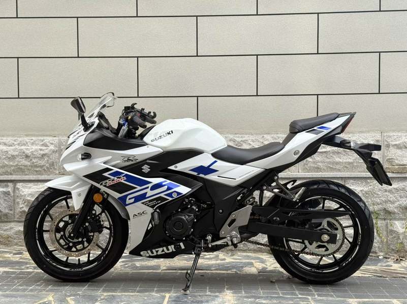 二手豪爵铃木GSX250R