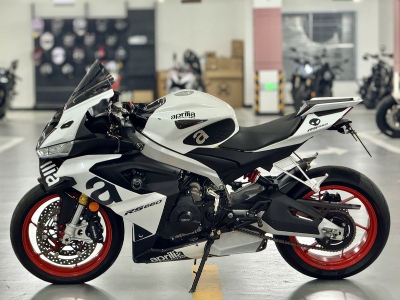 二手阿普利亚RS 660 