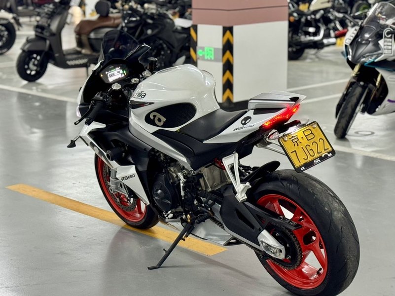 二手阿普利亚RS 660 