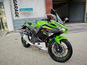 二手川崎Ninja 400