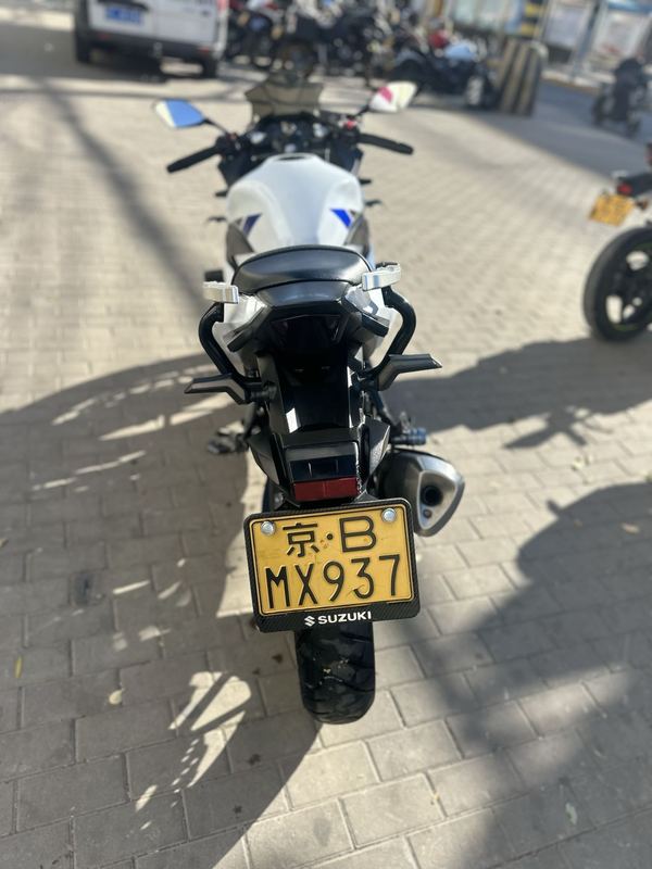 二手豪爵铃木GSX250R