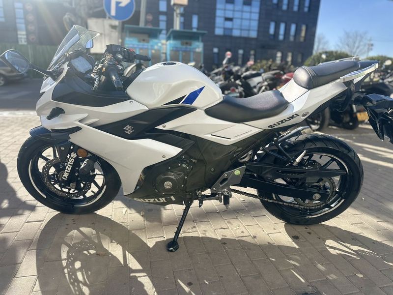 二手豪爵铃木GSX250R