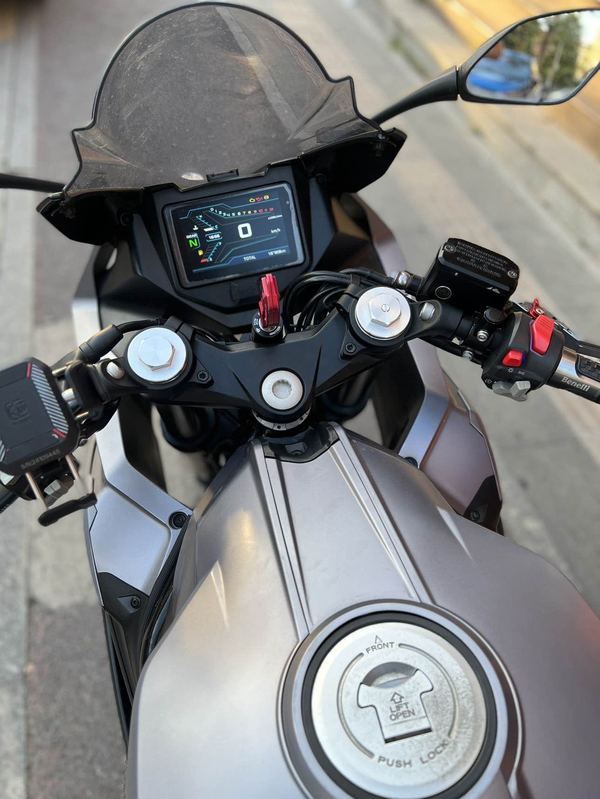 二手贝纳利龙卷风 Tornado 302R