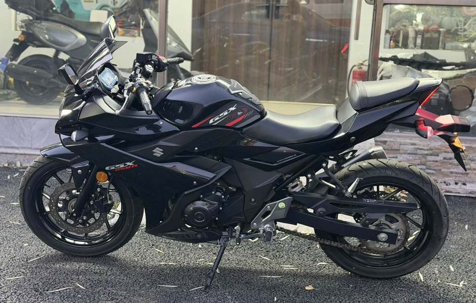二手豪爵铃木GSX250R