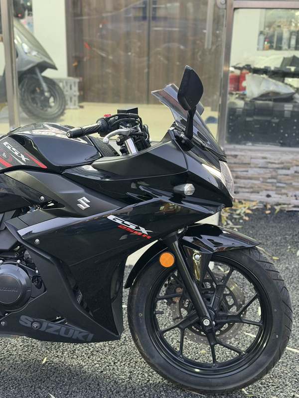 二手豪爵铃木GSX250R