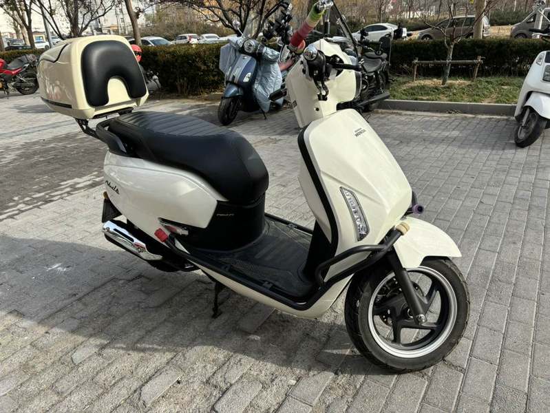 二手新大洲本田NS125LA