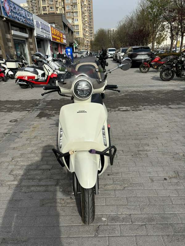 二手新大洲本田NS125LA