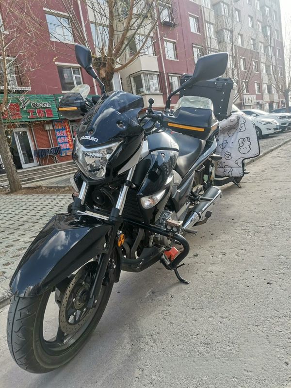 二手豪爵铃木骊驰 GW250