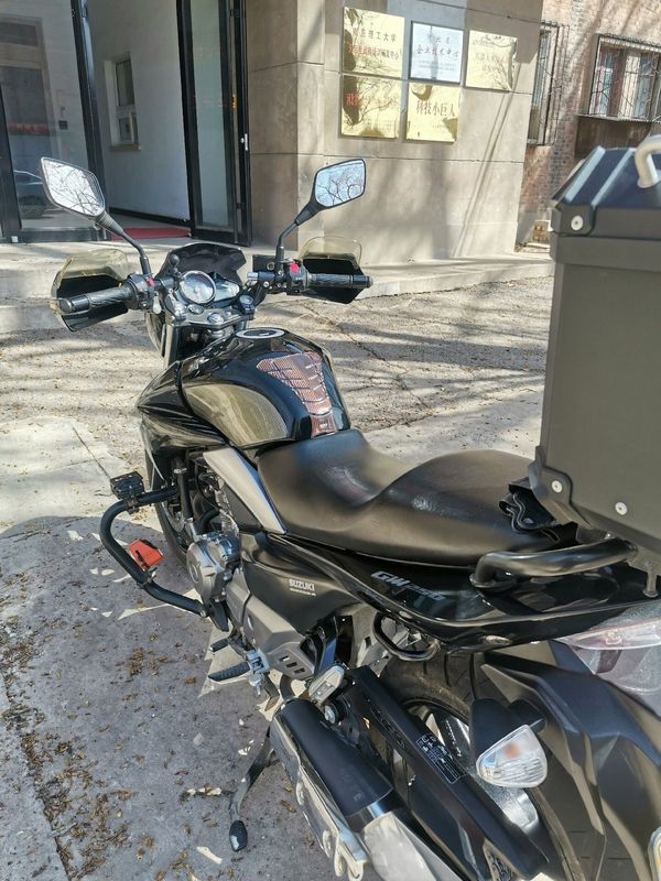 二手豪爵铃木骊驰 GW250