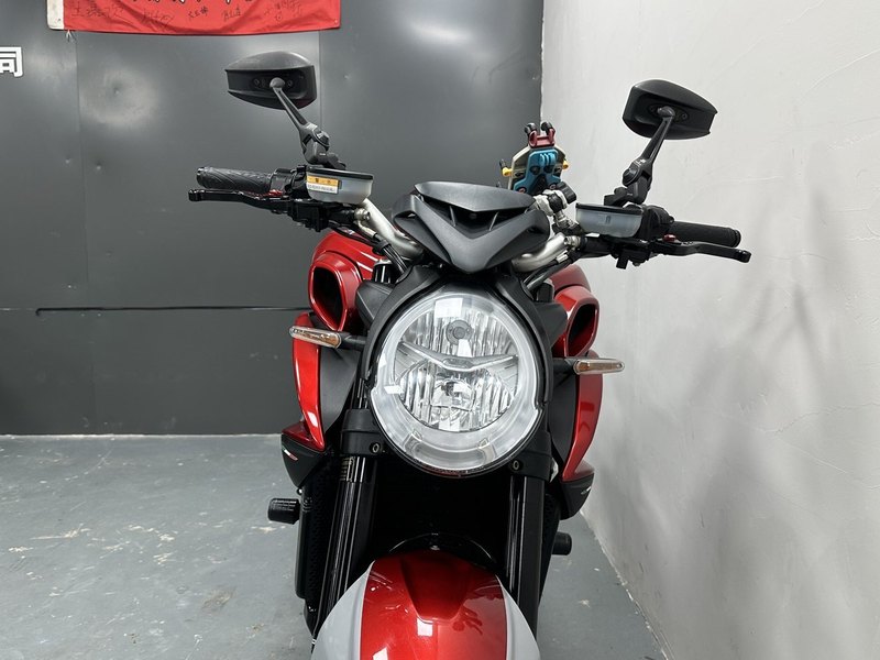 二手奥古斯塔Brutale 800