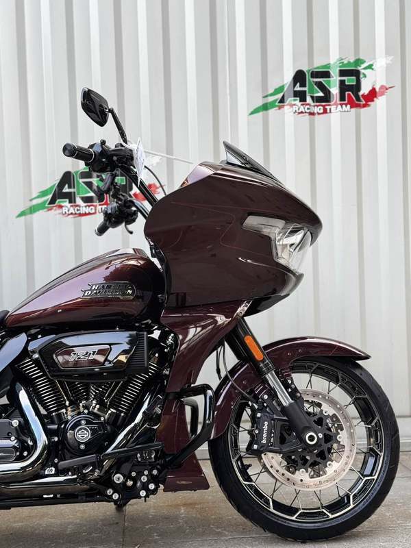 二手哈雷戴维森公路滑翔 Road Glide