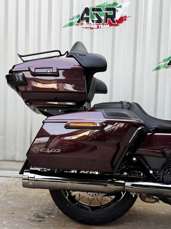 二手哈雷戴维森公路滑翔 Road Glide