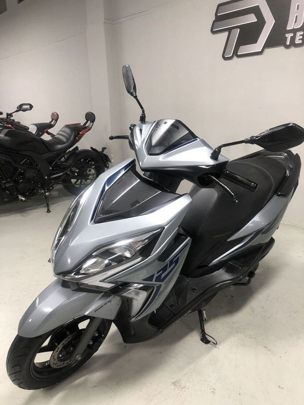 二手新大洲本田裂行 RX125Fi