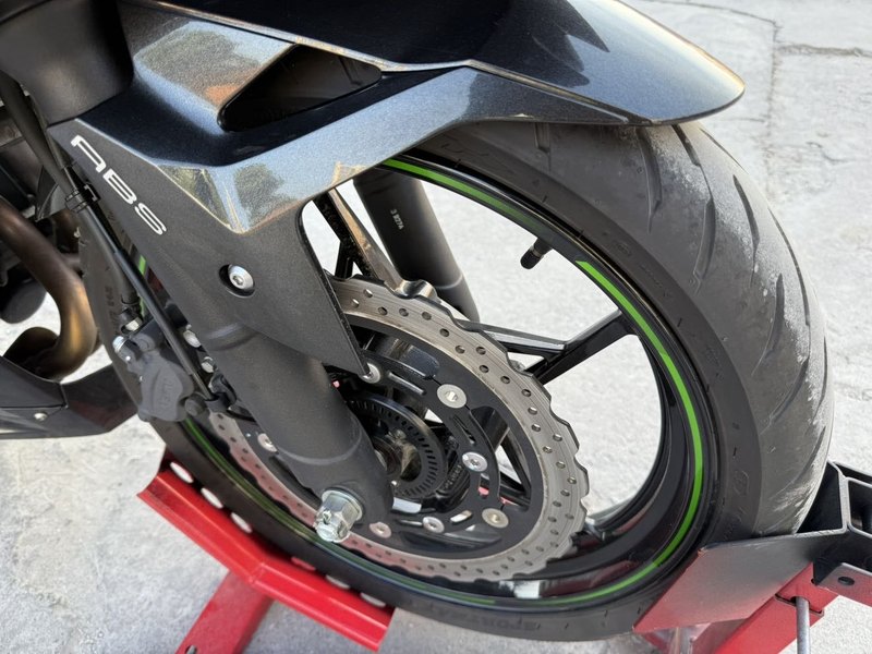 二手川崎Ninja 400