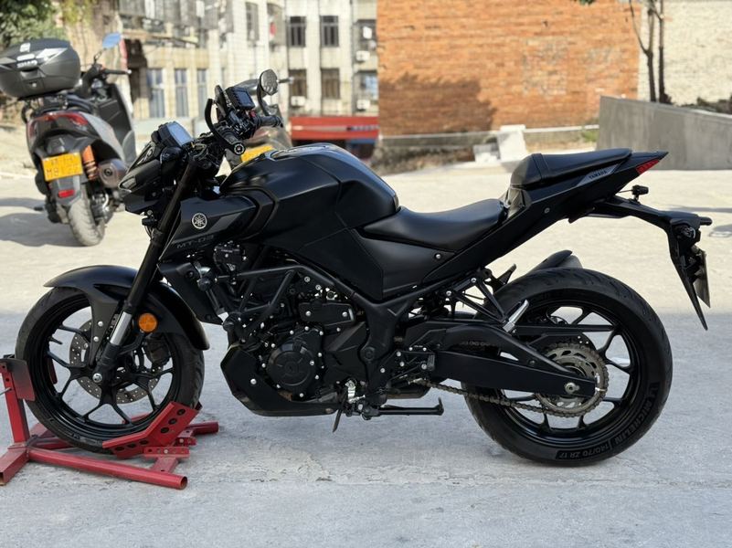 二手雅马哈MT-03