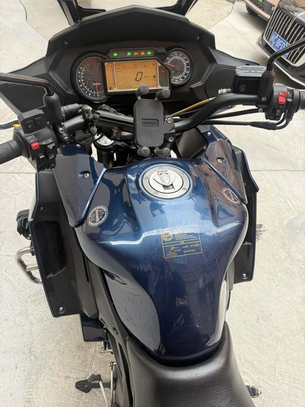 二手贝纳利600GC